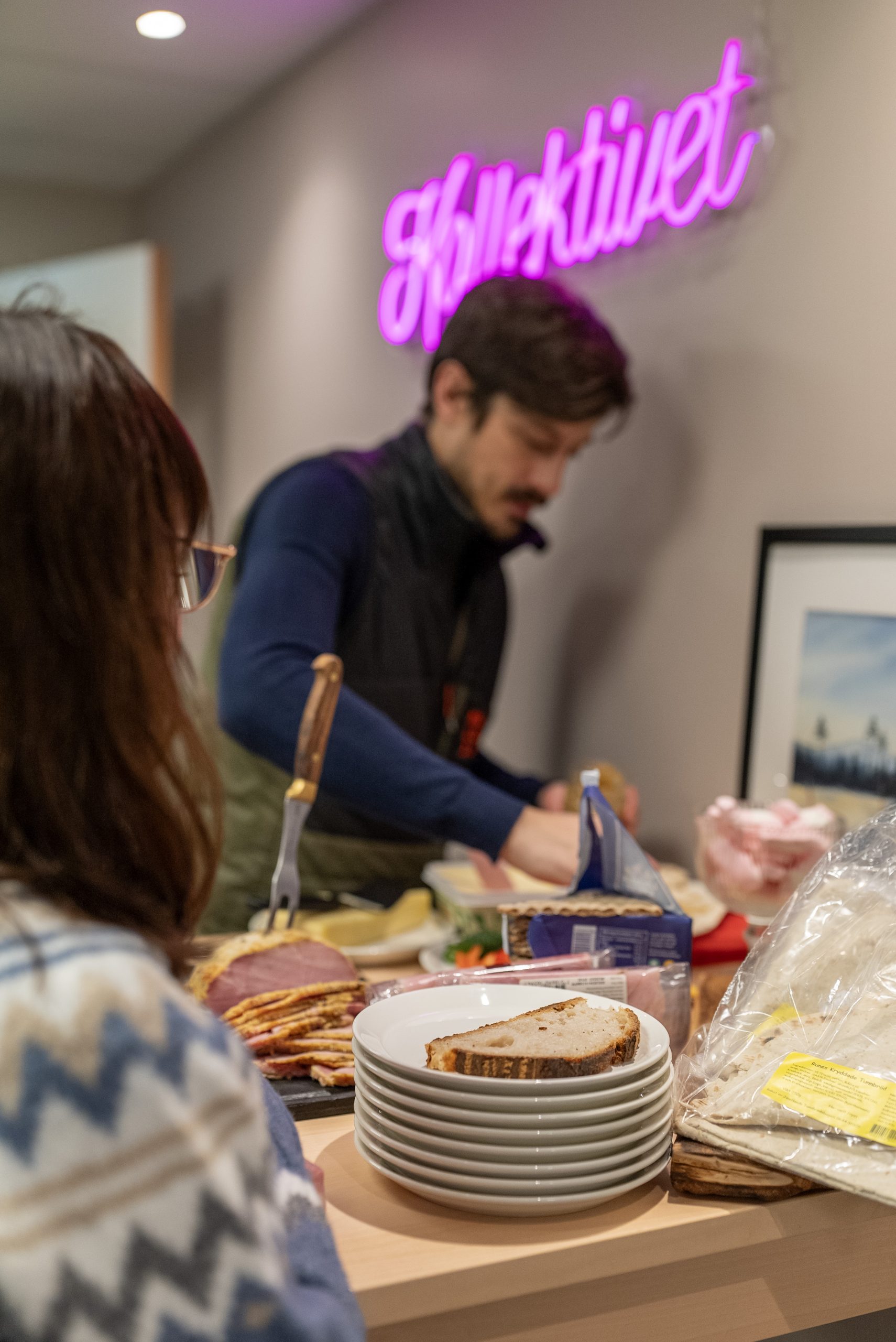 Frukost på Kollektivet i Klövsjö